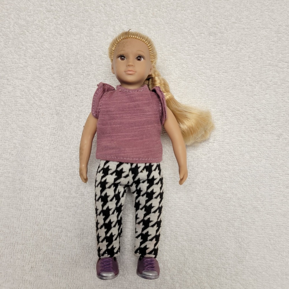 Lori by Our Generation‎ Heather 6" doll